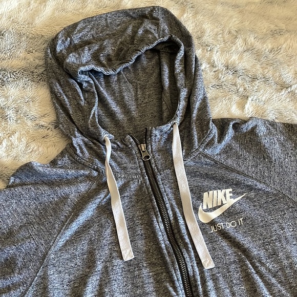 Nike Gym Hoodie - Picture 2 of 5
